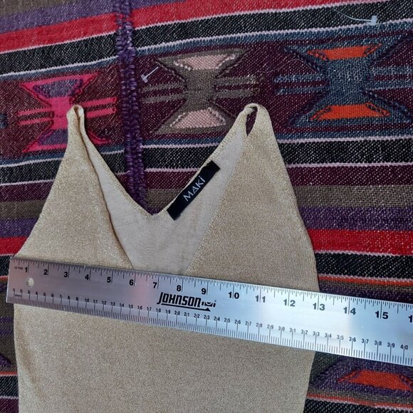 Maki Womens V-Neck Gold Metallic Knit Sheath Mini Party Dress Sleeveless Stretch - Picture 6 of 8